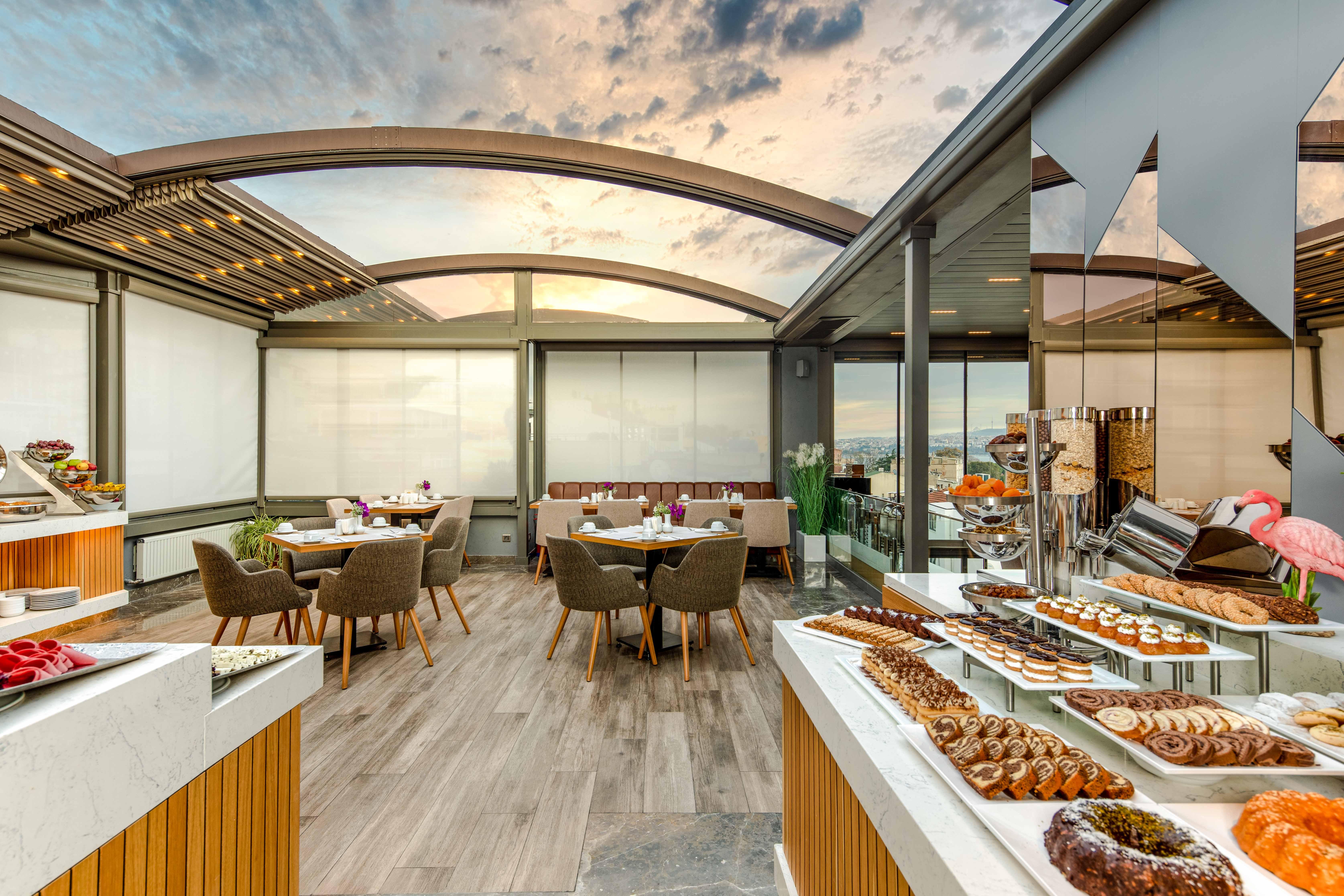 Amiral Palace Hotel Boutique Class Istanbul Exterior photo